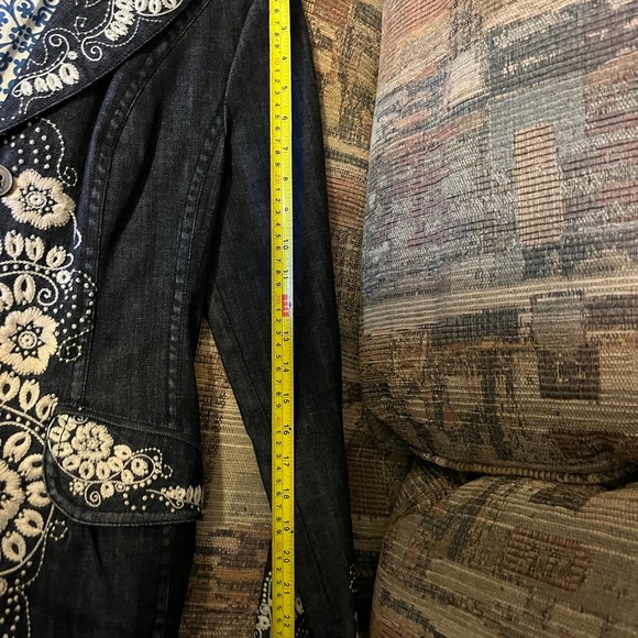 Tommy Bahama Long Denim Jacket Floral Heavy Embroidered Women's XS 2 - Picture 11 of 14
